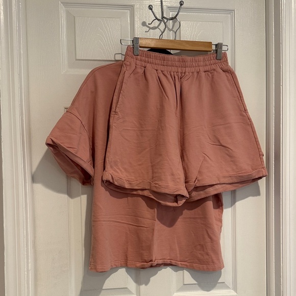 Blush Pink Cotton Lounge Set - Top & Shorts with Pockets - Picture 11 of 11